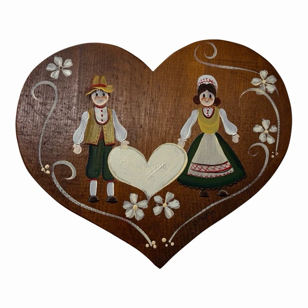 Vintage folk art heart Boy Girl German Flowers Shape‎ wooden plaque Grandma Core